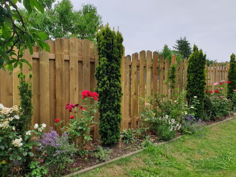 Composite Fence Service